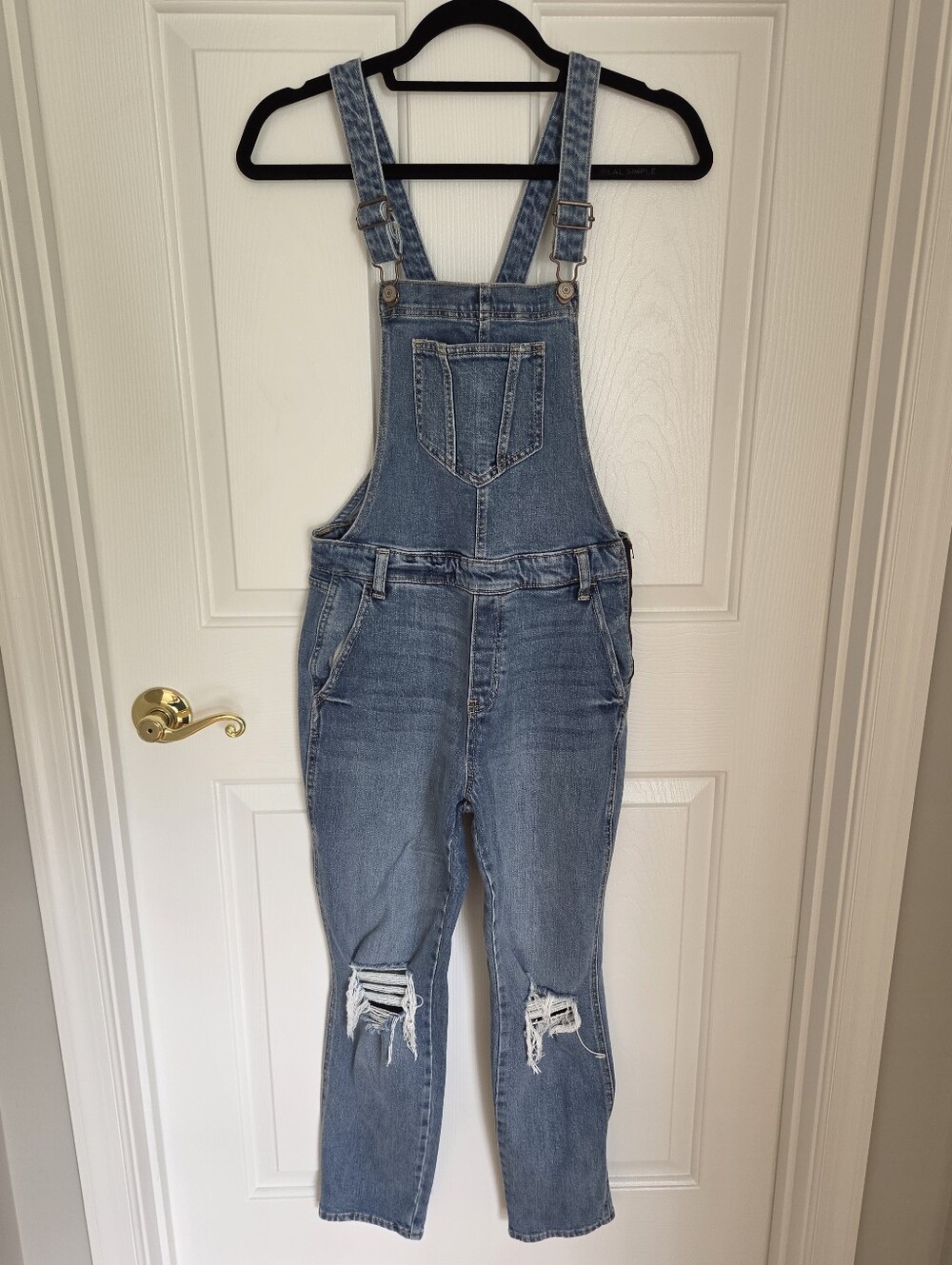 Old Navy Skinny Distressed Denim Overalls Women's Size 4